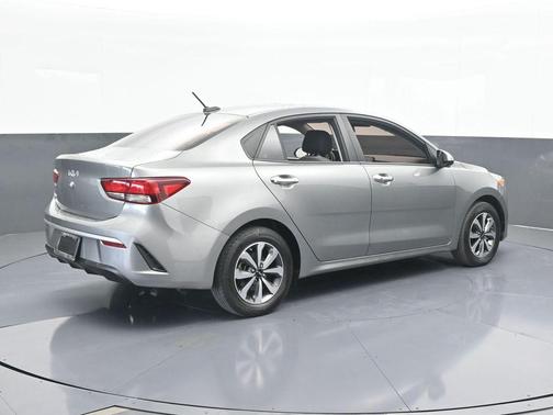 2022 Kia Rio S