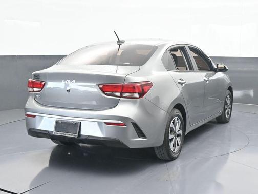 2022 Kia Rio S