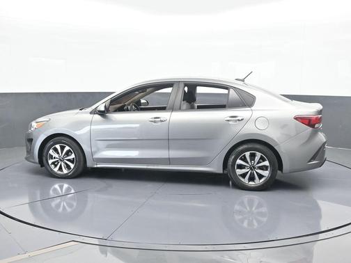 2022 Kia Rio S