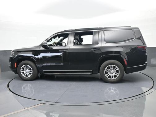 2024 Jeep Wagoneer Base