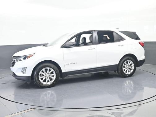 Summit White 2019 Chevrolet Equinox LS