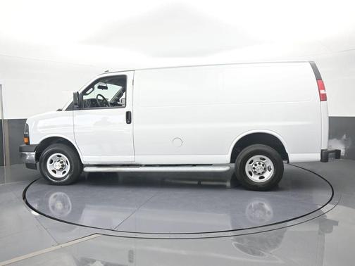 2024 Chevrolet Express 2500 Work Van