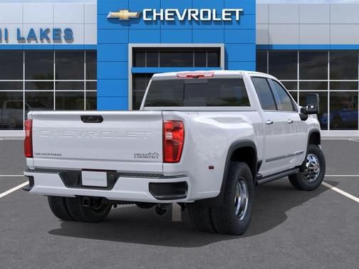 Summit White 2026 Chevrolet Silverado 3500 High Country