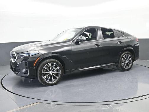 Black Sapphire Metallic 2025 BMW X6 xDrive40i
