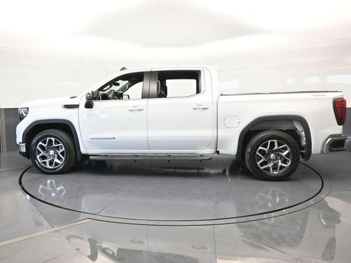 2022 GMC Sierra 1500 SLE