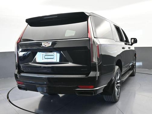 2021 Cadillac Escalade ESV Sport Platinum