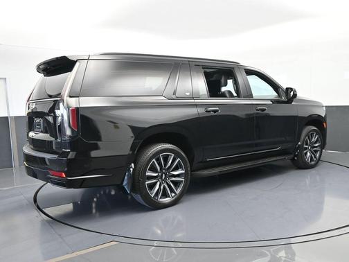 2021 Cadillac Escalade ESV Sport Platinum