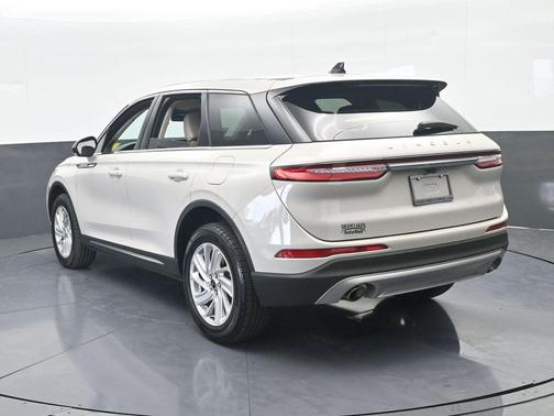 Pearl Metallic 2024 Lincoln Corsair Premiere