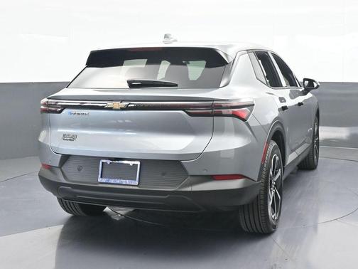 2025 Chevrolet Equinox EV LT 1