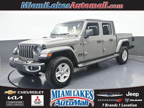 Sting Gray Clearcoat 2022 Jeep Gladiator Sport