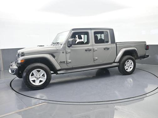 Sting Gray Clearcoat 2022 Jeep Gladiator Sport