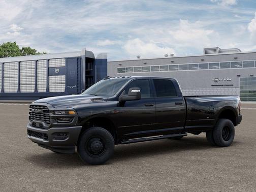Diamond Black 2026 RAM 3500 Tradesman