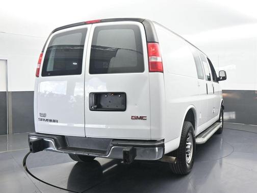 2022 GMC Savana 2500 Work Van