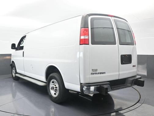 2022 GMC Savana 2500 Work Van
