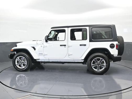 2023 Jeep Wrangler Sahara