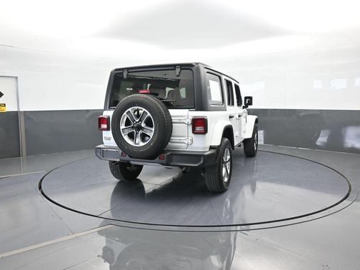 2023 Jeep Wrangler Sahara