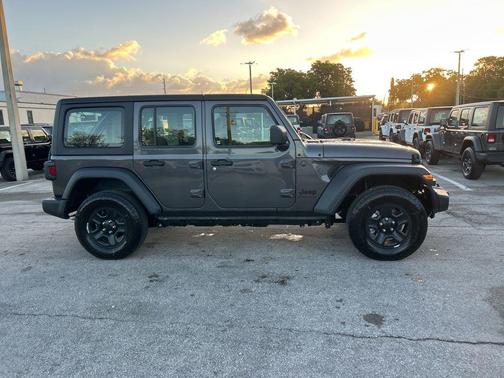 2026 Jeep Wrangler Sport