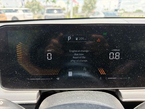 Snow White Pearl 2025 Kia K5 LXS