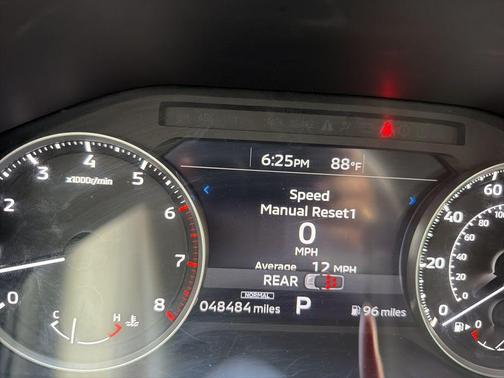 Alloy Silver Metallic 2022 Mitsubishi Outlander ES