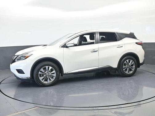 White 2018 Nissan Murano S