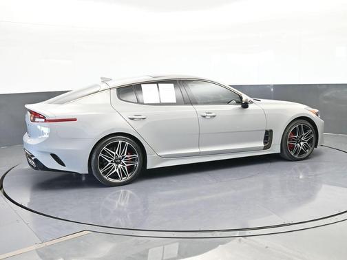 2023 Kia Stinger GT2