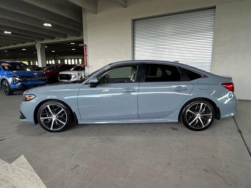 Morning Mist Metallic 2024 Honda Civic Touring