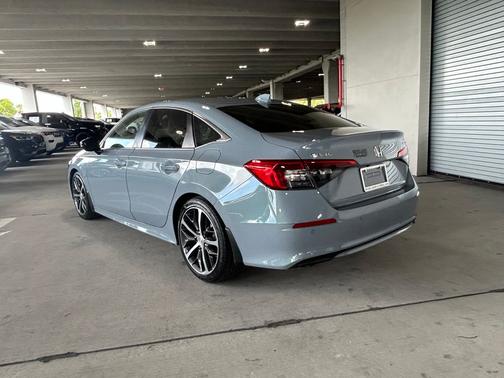 Morning Mist Metallic 2024 Honda Civic Touring
