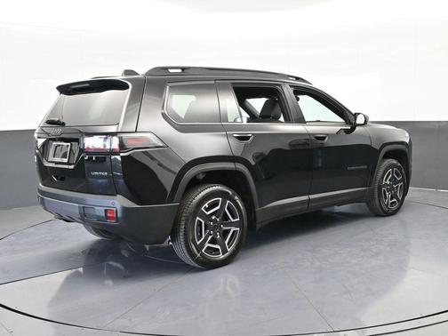2026 Jeep Cherokee LAREDO/LIMITED