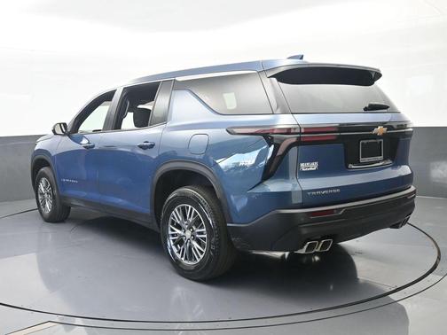 Lakeshore Blue Metallic 2024 Chevrolet Traverse LS