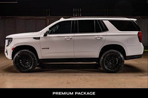 2023 GMC Yukon 4WD AT4