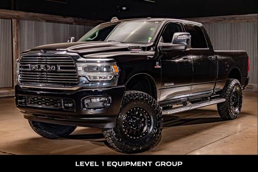 Diamond Black Crystal Pearlcoat 2024 RAM 2500 Laramie Crew Cab 4x4 6'4' Box