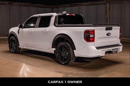 Oxford White 2025 Ford Maverick Lobo Standard