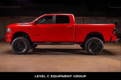 Flame Red Clearcoat 2022 RAM 2500 Lone Star Crew Cab 4x4 6'4' Box