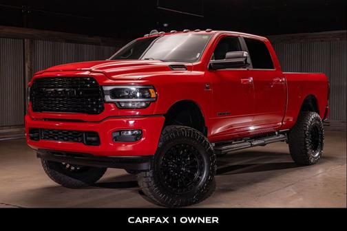 Flame Red Clearcoat 2022 RAM 2500 Lone Star Crew Cab 4x4 6'4' Box