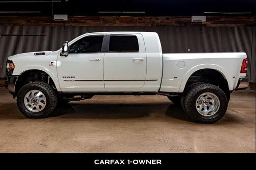 2024 RAM 3500 Limited Mega Cab 4x4 6'4' Box