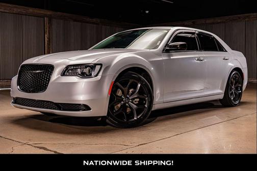 2021 Chrysler 300 Touring
