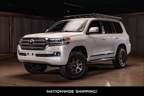 Blizzard Pearl 2019 Toyota Land Cruiser Base