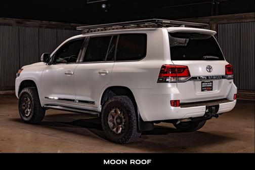 Blizzard Pearl 2019 Toyota Land Cruiser Base