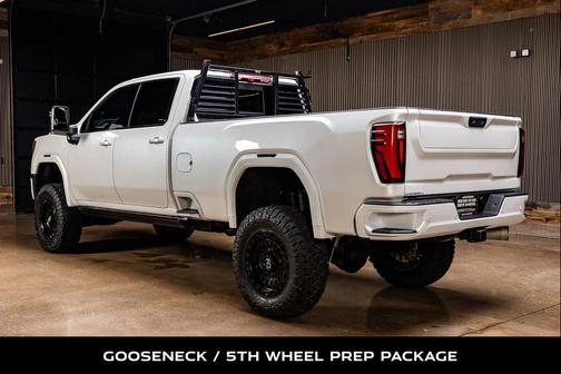 2024 GMC Sierra 3500 Denali