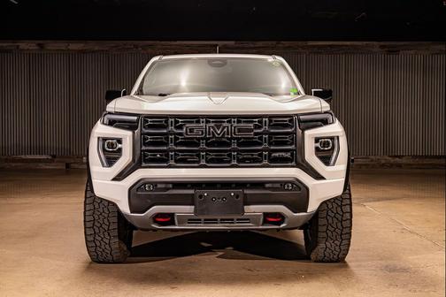 2023 GMC Canyon AT4