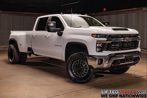 2025 Chevrolet Silverado 3500 LT