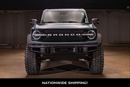 Azure Gray Metallic Tri-Coat 2024 Ford Bronco Wildtrak