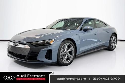 2022 Audi e-tron GT Premium Plus