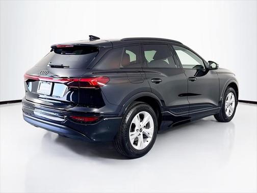 2025 Audi Q6 e-tron Premium