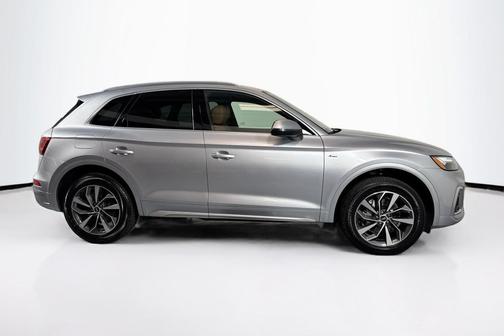 2022 Audi Q5 45 S line Premium