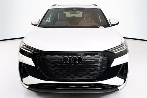 2025 Audi Q4 e-tron Prestige 55 quattro