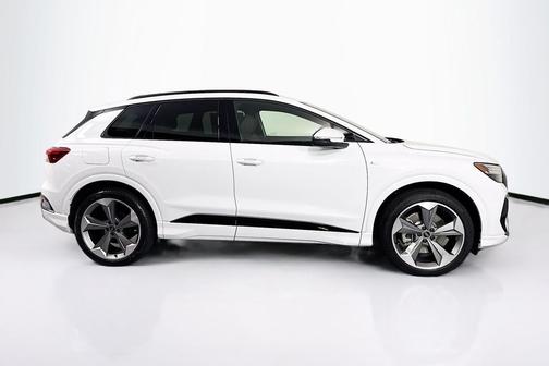 2025 Audi Q4 e-tron Prestige 55 quattro