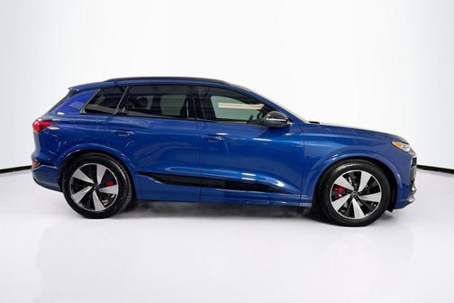 2025 Audi SQ6 e-tron Premium Plus quattro