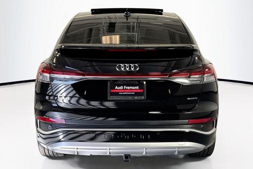 2025 Audi Q4 e-tron Sportback Premium Plus 55 quattro