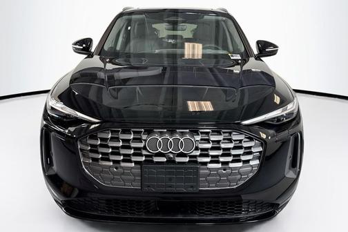 2025 Audi Q5 Premium